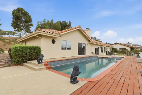 $1,200,000 | 3844 Alta Vista Drive, Fallbrook, CA 92028