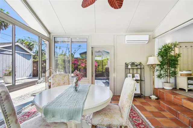 $679,000 | 913 Tennessee Lane, Sarasota, FL 34234