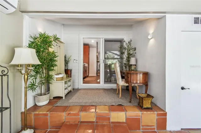 $679,000 | 913 Tennessee Lane, Sarasota, FL 34234