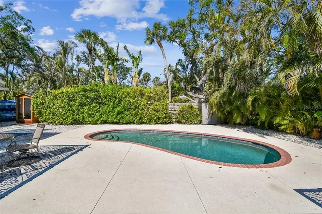 $679,000 | 913 Tennessee Lane, Sarasota, FL 34234