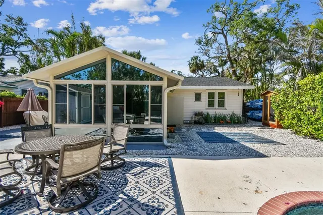 $679,000 | 913 Tennessee Lane, Sarasota, FL 34234