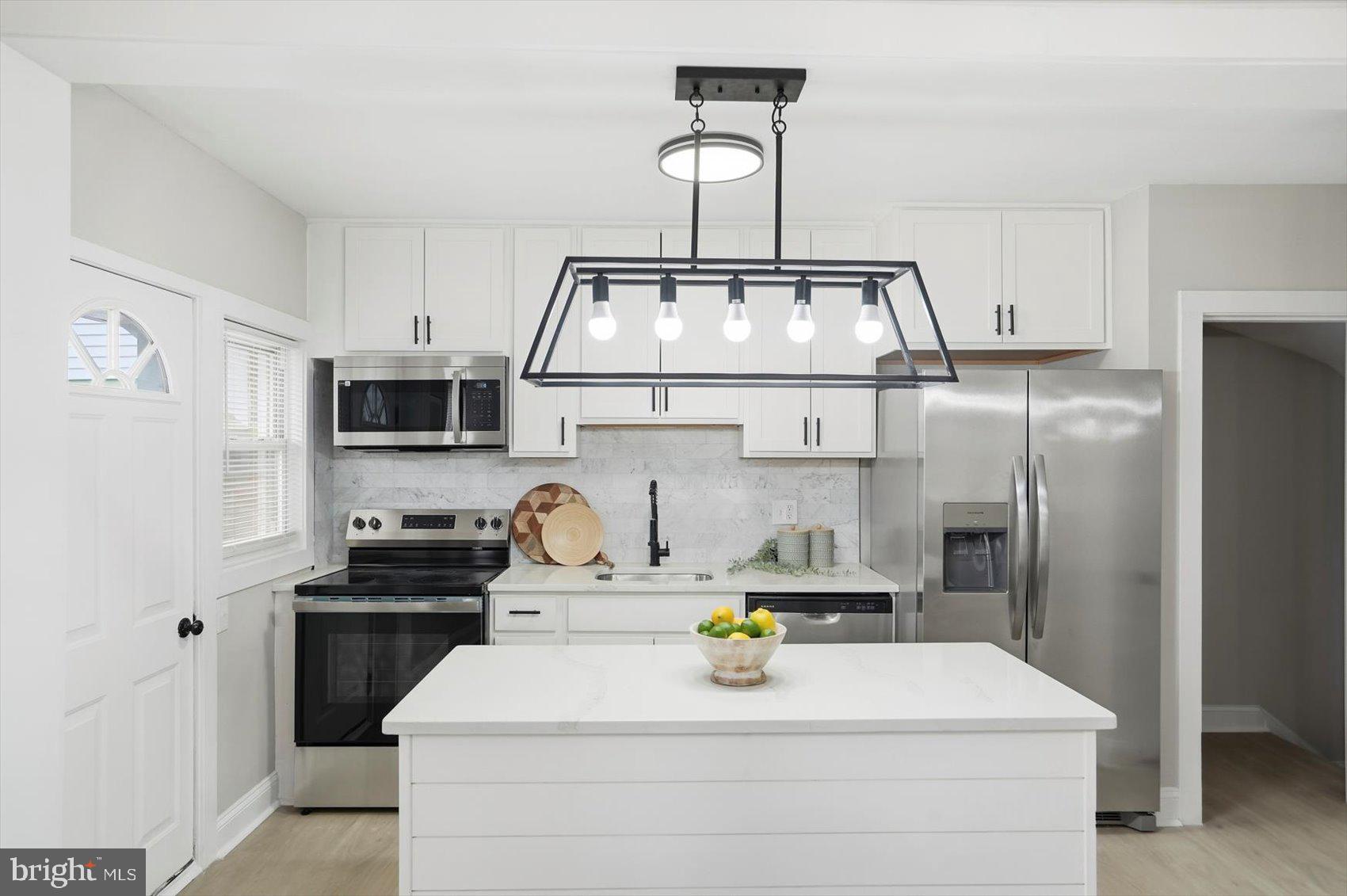 4664 Marble Hall Road Baltimore, MD 21239 - Photo 15 of 48