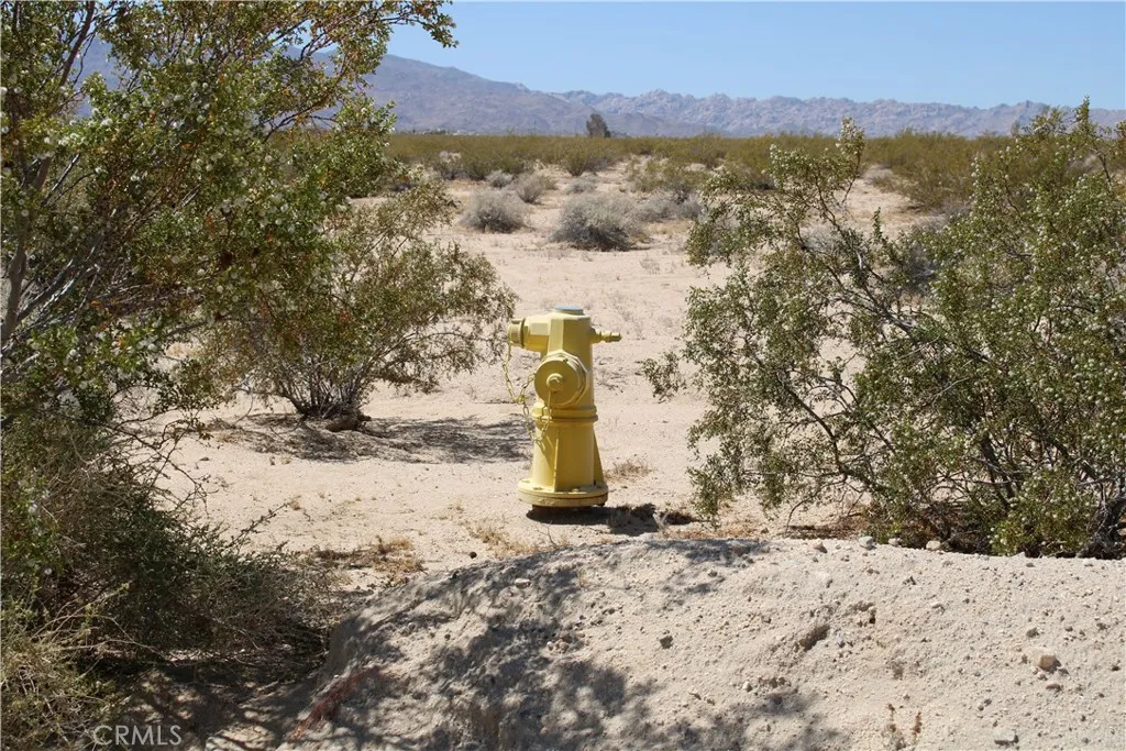 5 Morongo Road Twentynine Palms, CA 92277 - Photo 18 of 21