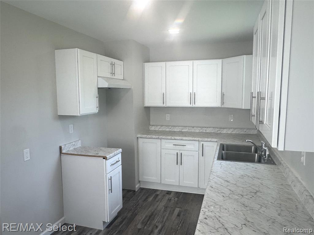 3302 Miller Road Flint, MI 48503 - Photo 7 of 15