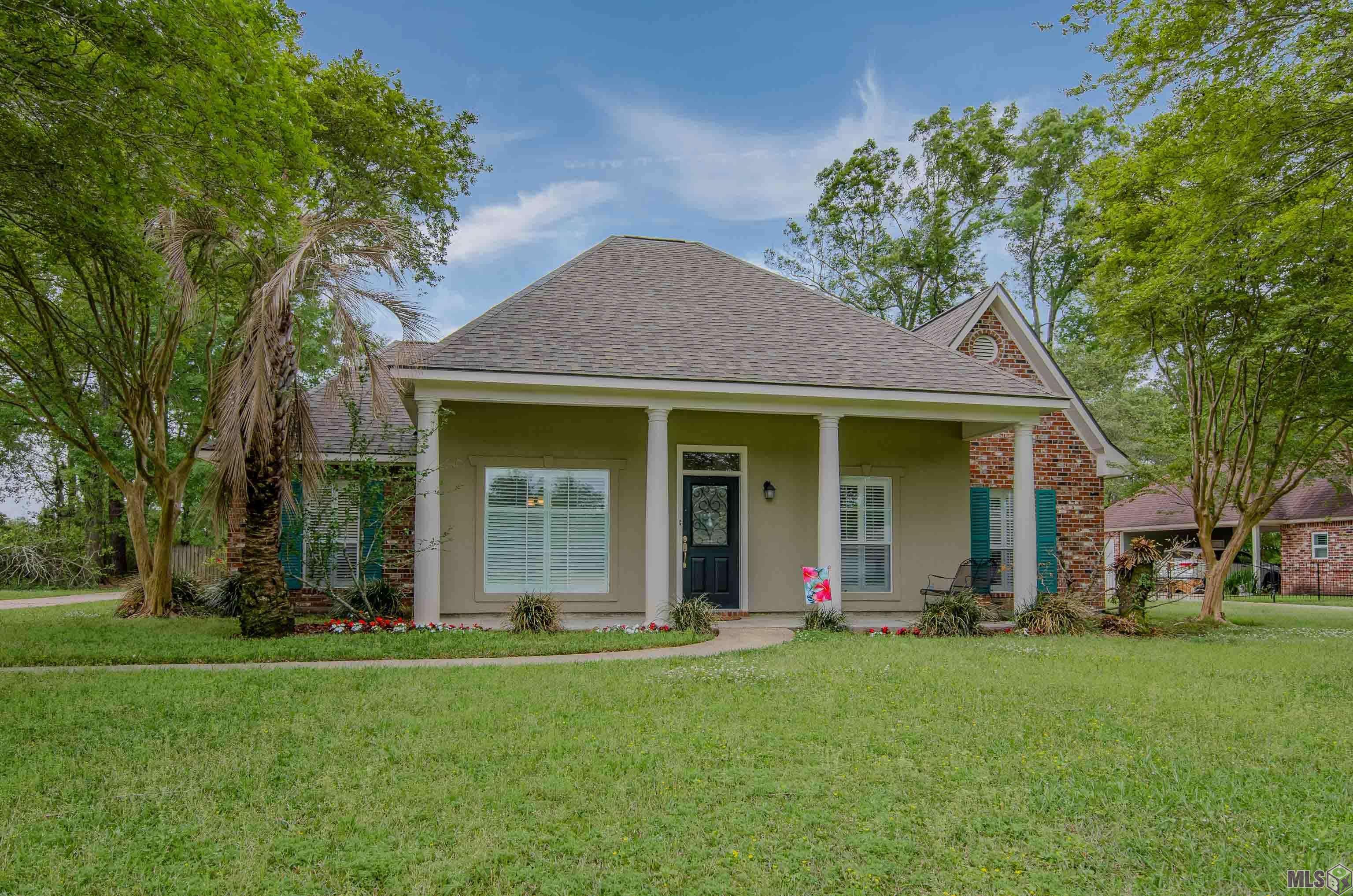 7898 Parham Avenue Denham Springs, LA 70706 - Photo 1 of 23