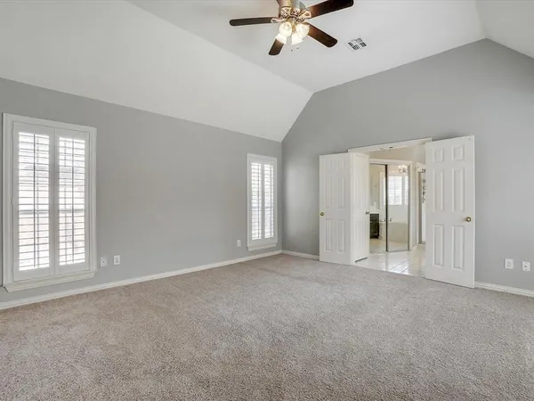 $2,950 | 1052 Village Parkway, Coppell, TX 75019