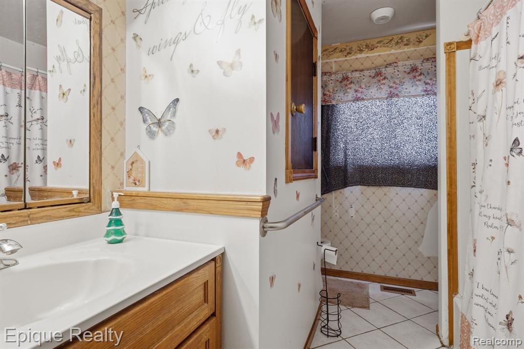 4056 Field Road Clio, MI 48420 - Photo 11 of 30