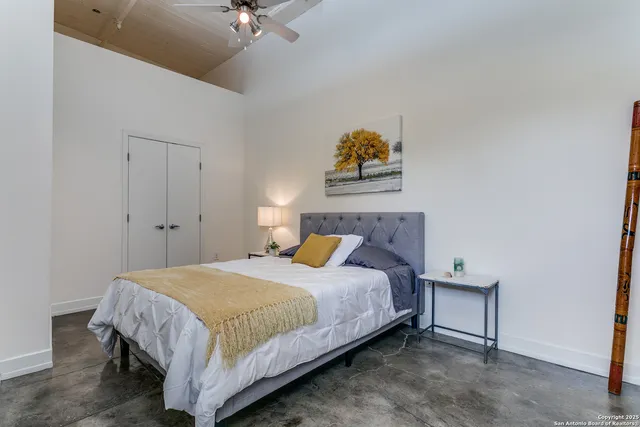 $249,999 | 1401 South Flores Street, Unit 212, San Antonio, TX 78204