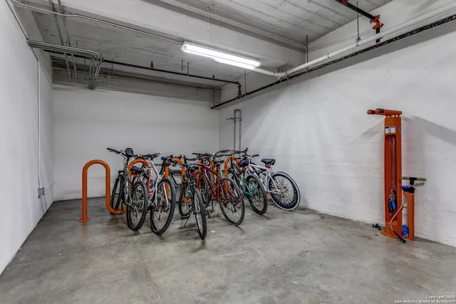 $249,999 | 1401 South Flores Street, Unit 212, San Antonio, TX 78204