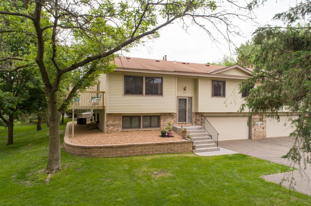 925 Sherwood Road Shoreview, MN 55126 - Photo 1 of 1 Gallery Image 1
