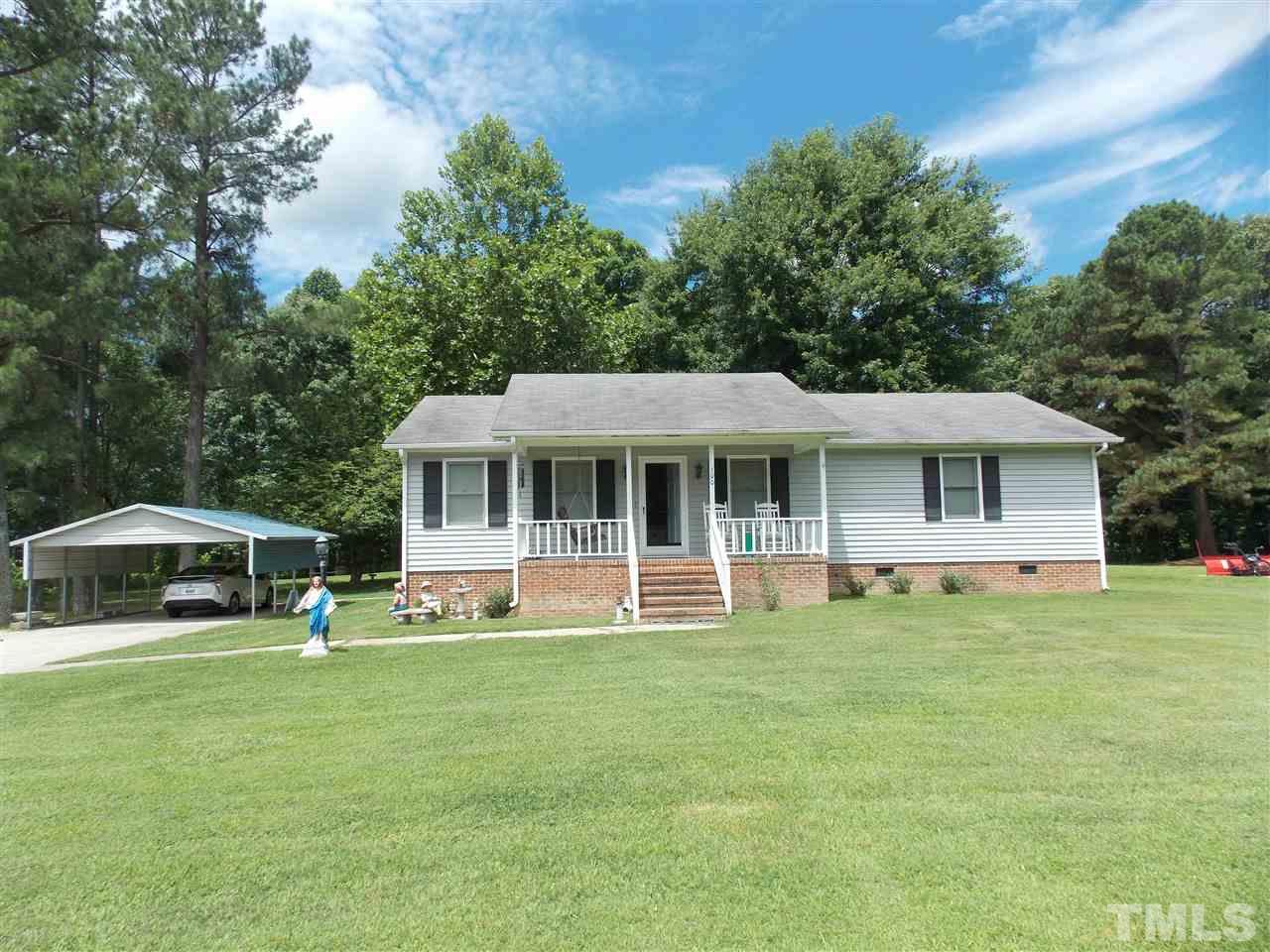 500 Edwards Road Henderson, NC 27537 - Photo 1 of 5