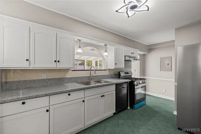 $349,900 | 61 Cornell Drive, Cheektowaga, NY 14043