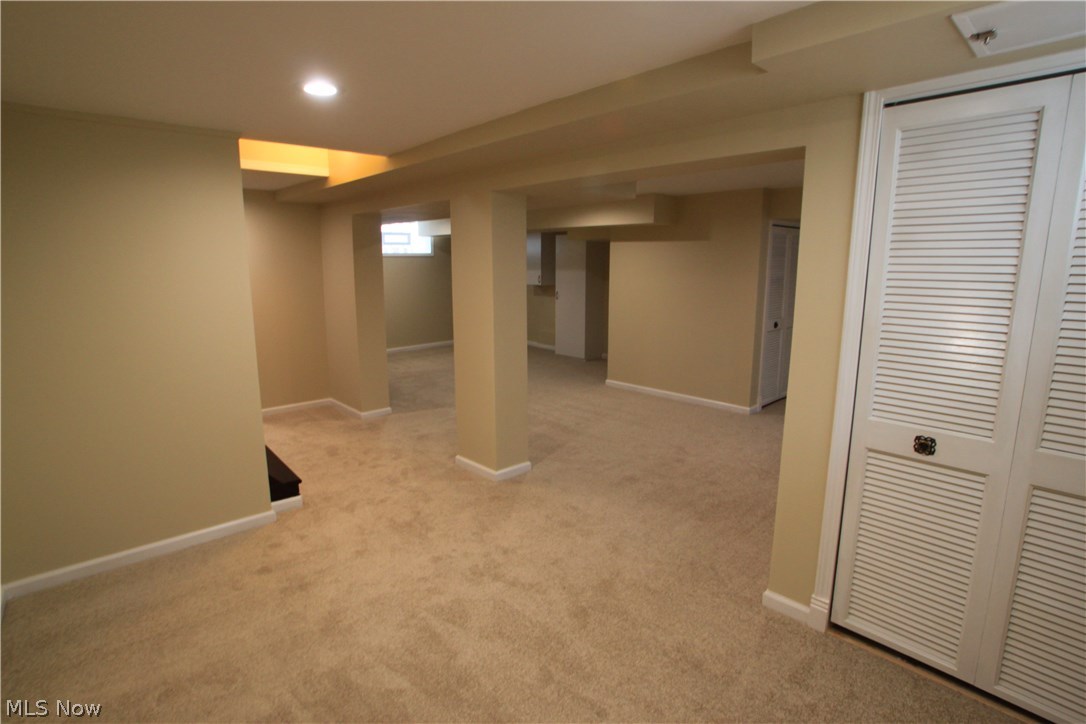 3280 Stockholm Road Cleveland, OH 44120 - Photo 17 of 35