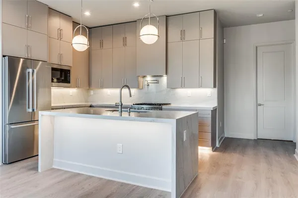 $349,000 | 1900 South Ervay Street, Unit 316, Dallas, TX 75215