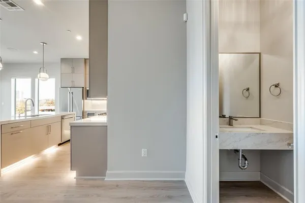 $349,000 | 1900 South Ervay Street, Unit 316, Dallas, TX 75215