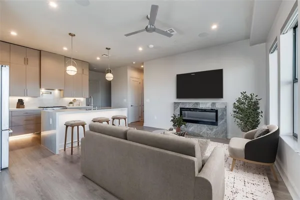 $349,000 | 1900 South Ervay Street, Unit 316, Dallas, TX 75215