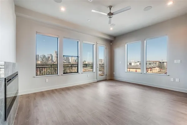 $349,000 | 1900 South Ervay Street, Unit 316, Dallas, TX 75215