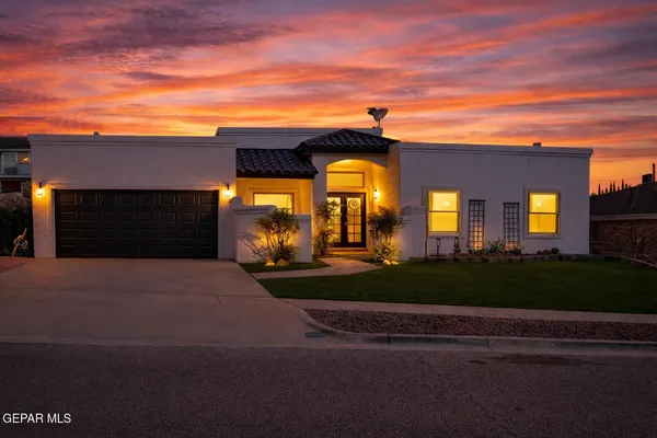 $355,000 | 10819 Loma De Amor Lane, El Paso, TX 79934