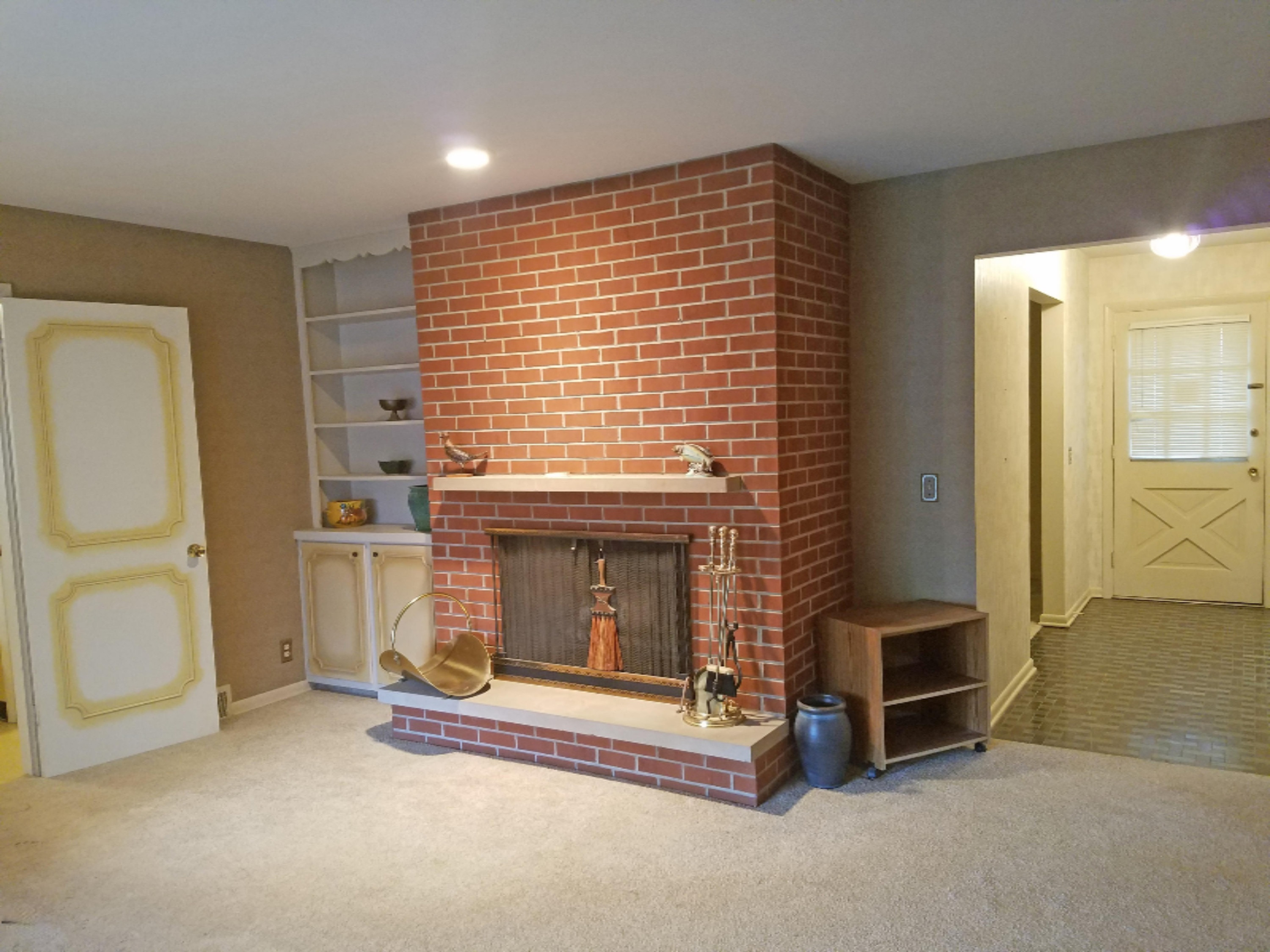5129 Ridgebrook Drive Portage, MI 49002 - Photo 8 of 26 Family room off the foyer