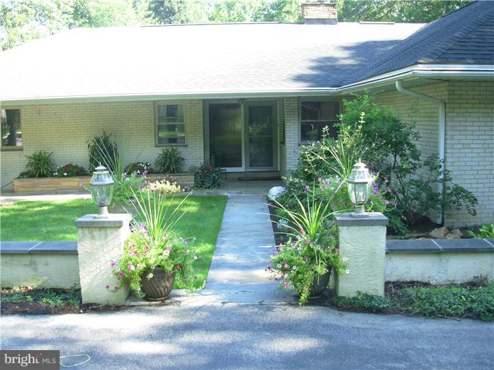 260 Dreshertown Road Fort Washington, PA 19034 - Photo 1 of 25 Exterior Front