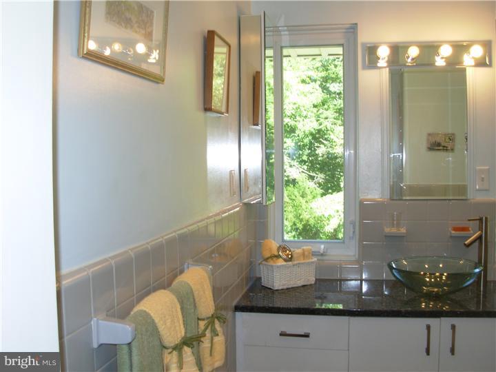 260 Dreshertown Road Fort Washington, PA 19034 - Photo 14 of 25 Master Bathroom