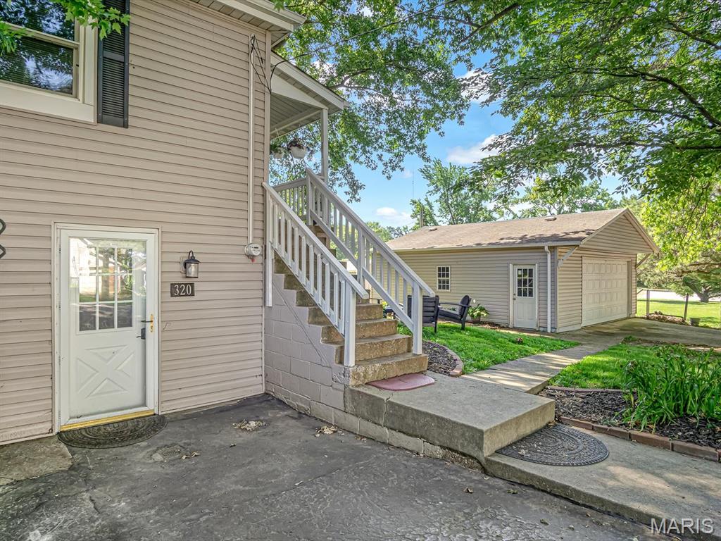 320 North Library Street Waterloo, IL 62298 - Photo 26 of 27