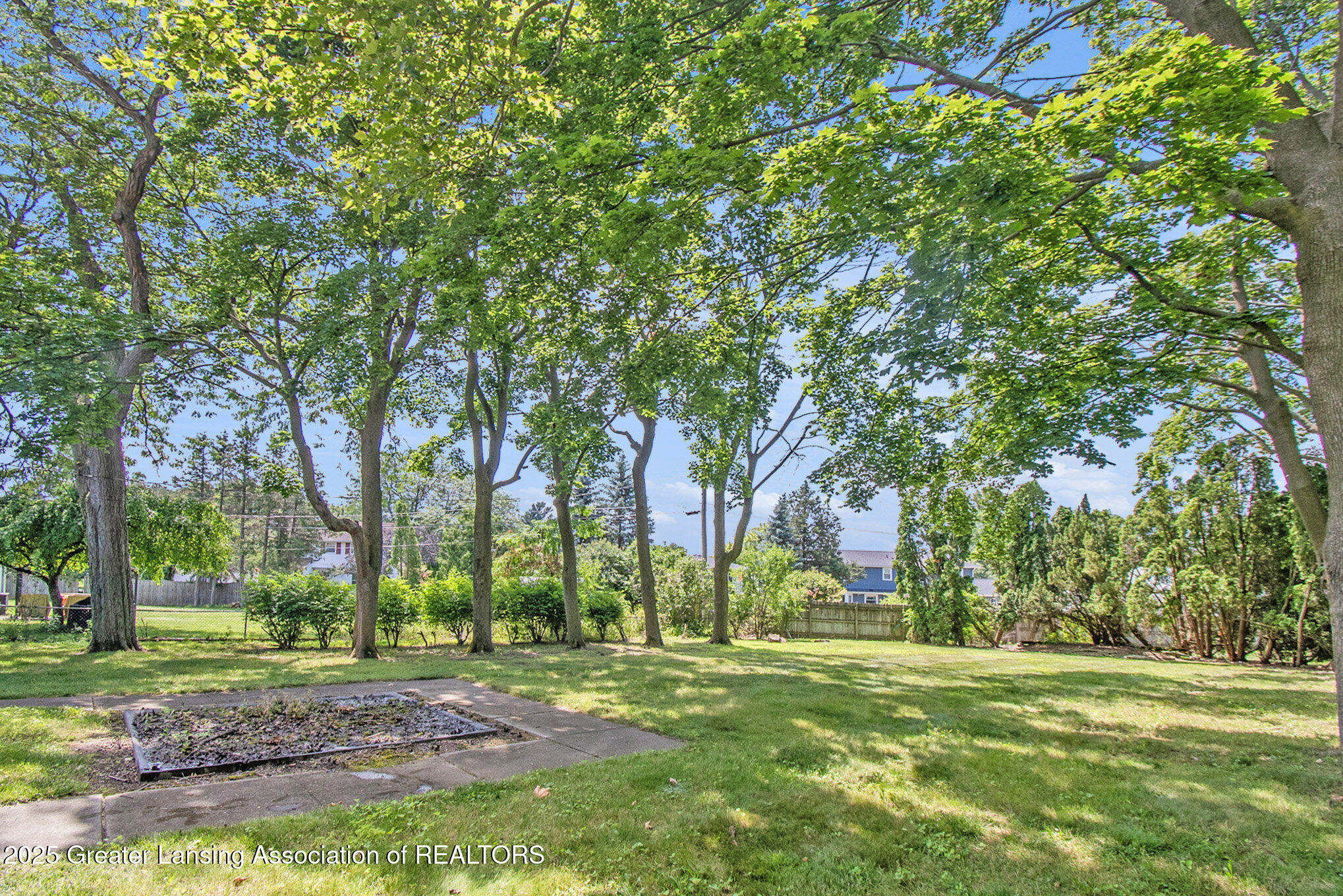 4227 Barton Road Lansing, MI 48917 - Photo 39 of 44 _ndp5325_346