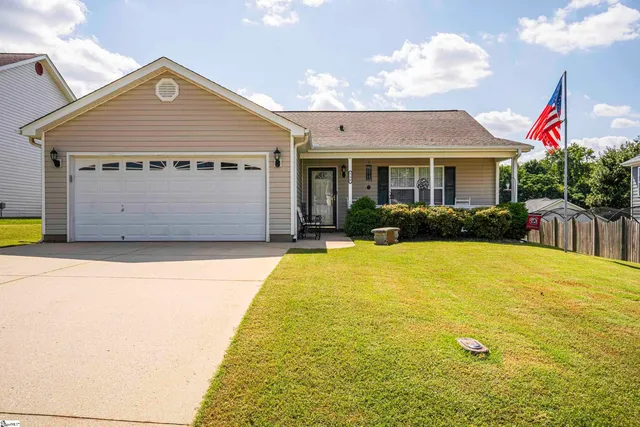 $249,000 | 136 Bellweather Drive, Duncan, SC 29334