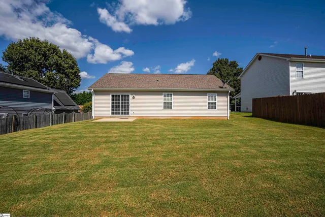 $249,000 | 136 Bellweather Drive, Duncan, SC 29334