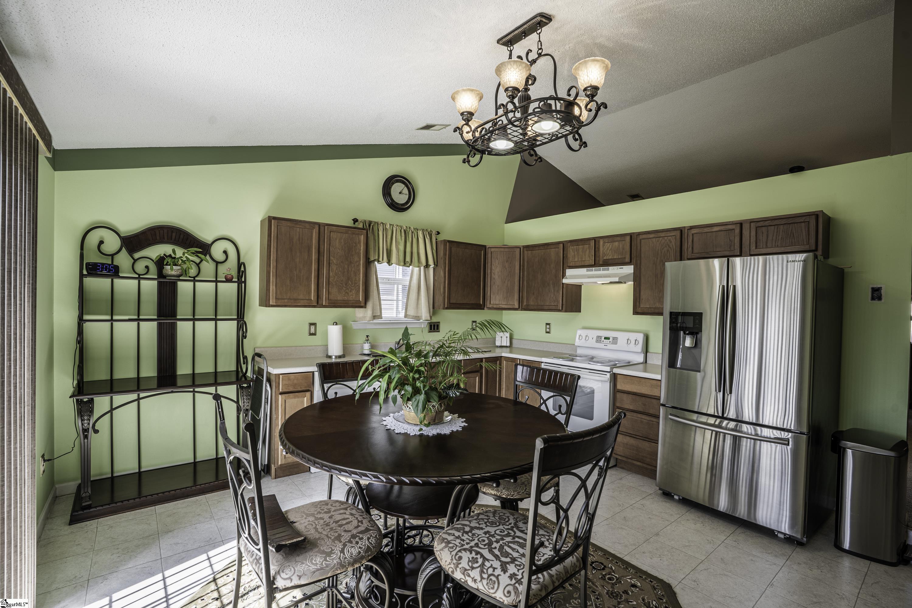 136 Bellweather Drive Duncan, SC 29334 - Photo 8 of 27