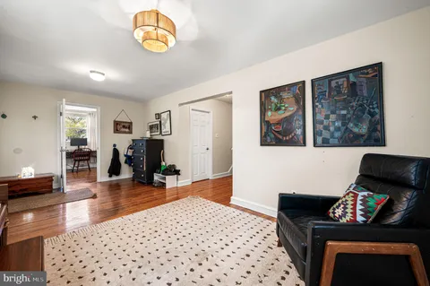 $625,000 | 105 Westminster Drive, Wallingford, PA 19086