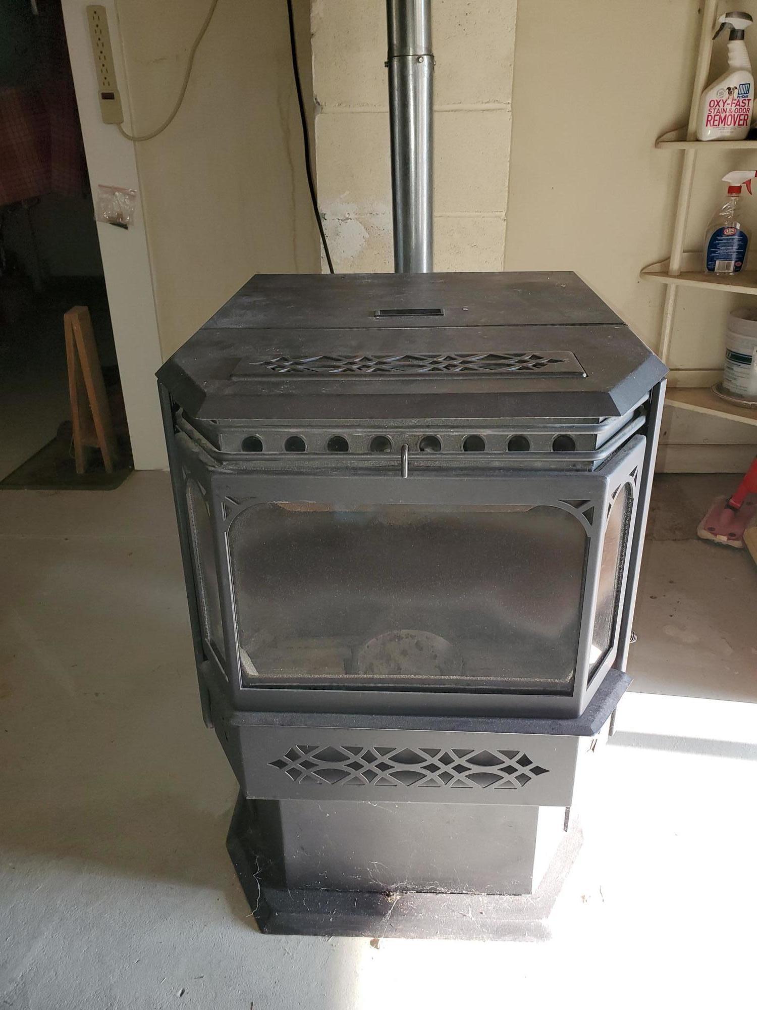 917 River Road Bucksport, ME 04416 - Photo 13 of 47 Pellet Stove