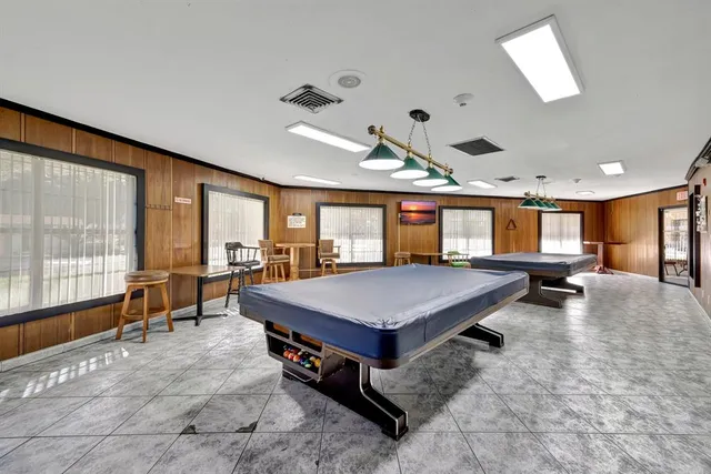 $159,900 | 4270 Northwest 40th Street, Unit 302, Lauderdale Lakes, FL 33319