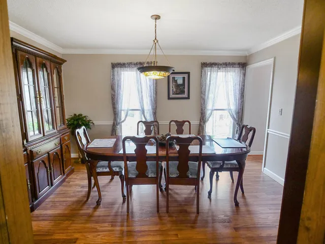 $449,900 | 386 East Killarney Lake, Moore, SC 29369