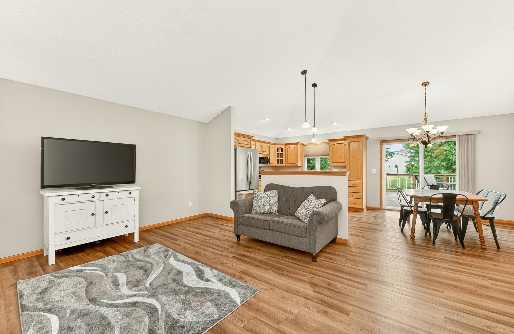2482 Crimson Ridge Circle Northwest Rochester, MN 55901 - Photo 4 of 30