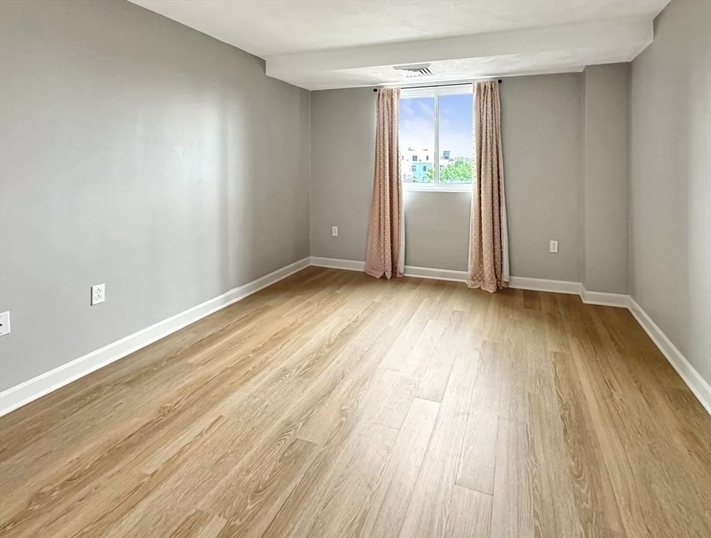 39 Parlin Street, Unit 404 Everett, MA 02149 - Photo 2 of 12