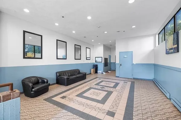 $2,900 | 39 Parlin Street, Unit 404, Everett, MA 02149