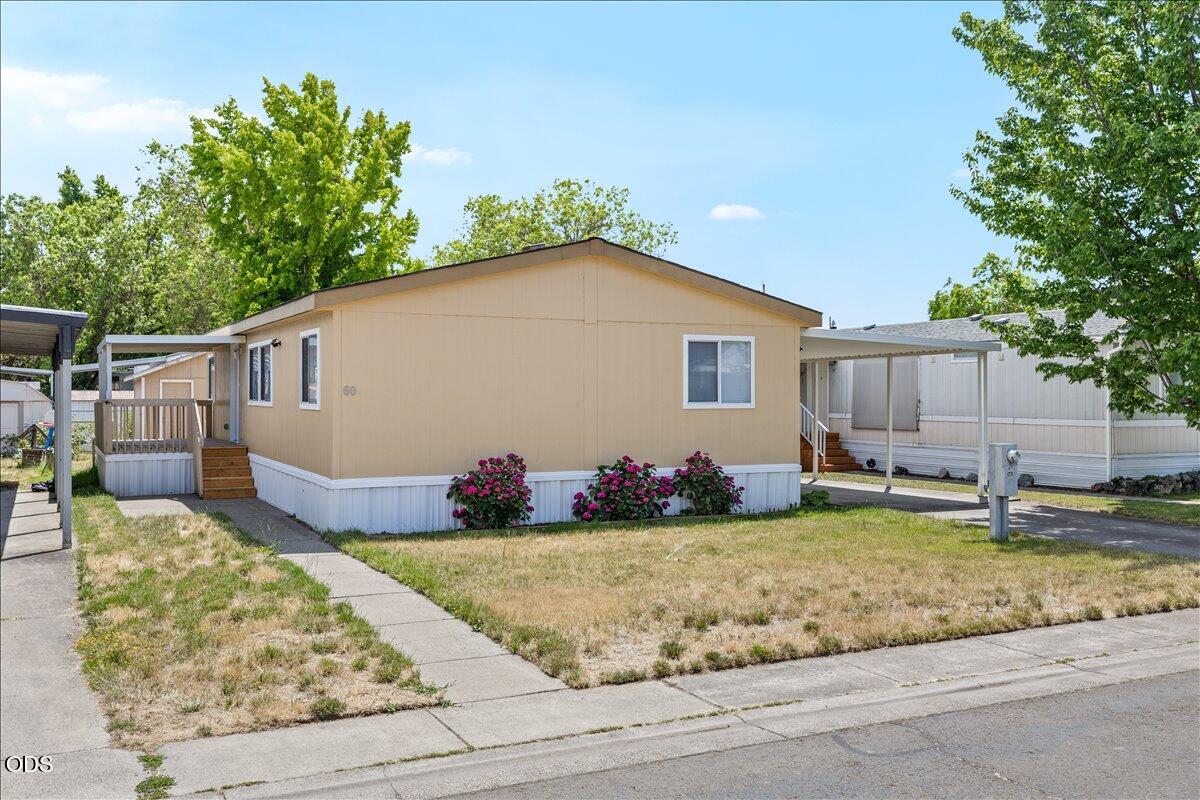 6850 Downing Road, Unit SPC 60 Central Point, OR 97502 - Photo 2 of 26