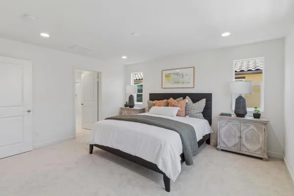 $899,990 | 717 Kingbird Loop, Oceanside, CA 92058