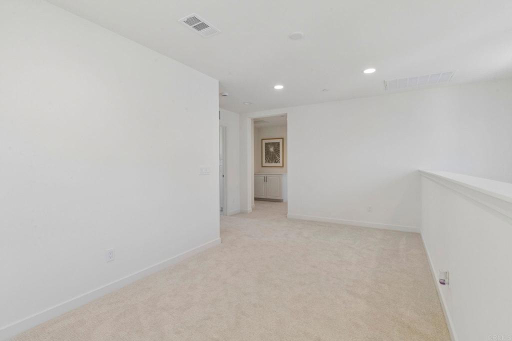 717 Kingbird Loop Oceanside, CA 92058 - Photo 20 of 35