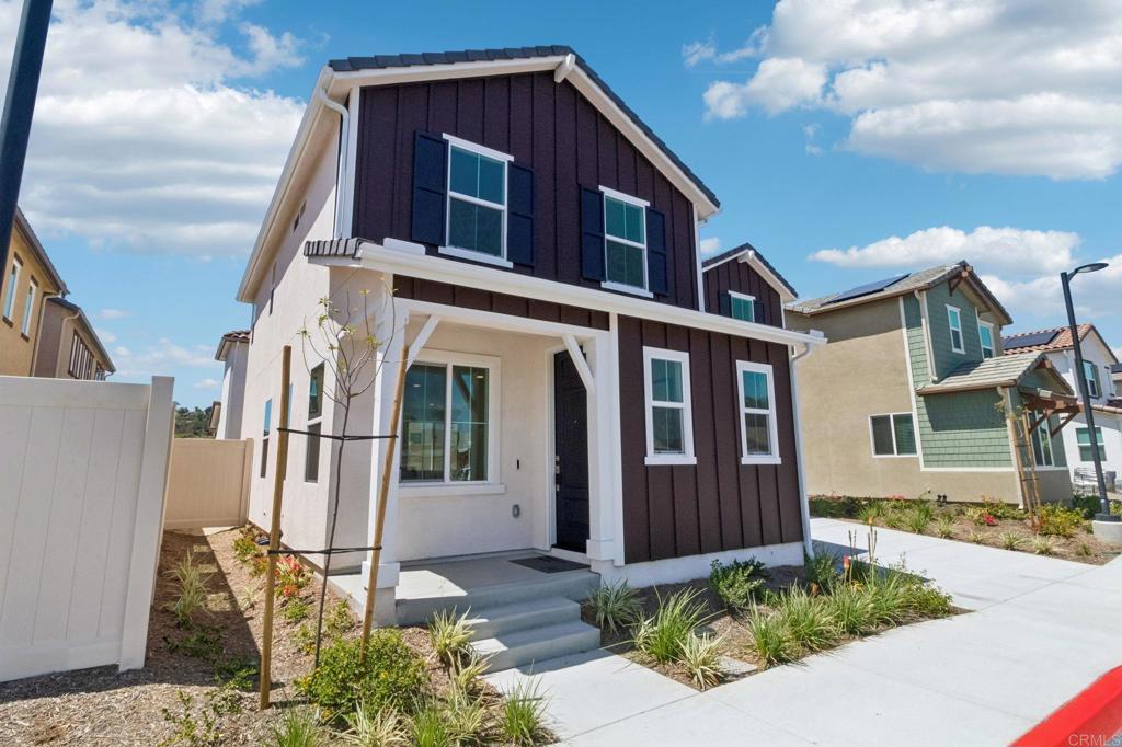 717 Kingbird Loop Oceanside, CA 92058 - Photo 2 of 35