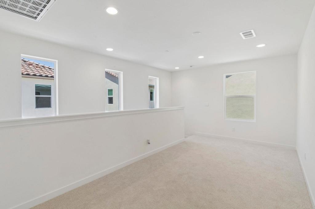 717 Kingbird Loop Oceanside, CA 92058 - Photo 22 of 35