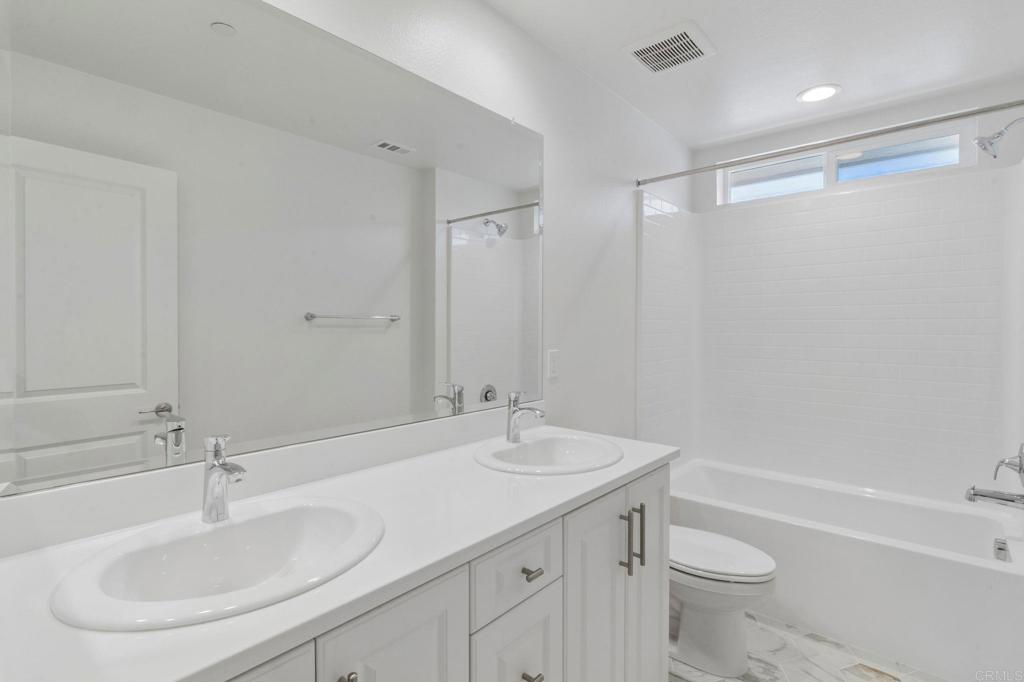 717 Kingbird Loop Oceanside, CA 92058 - Photo 26 of 35