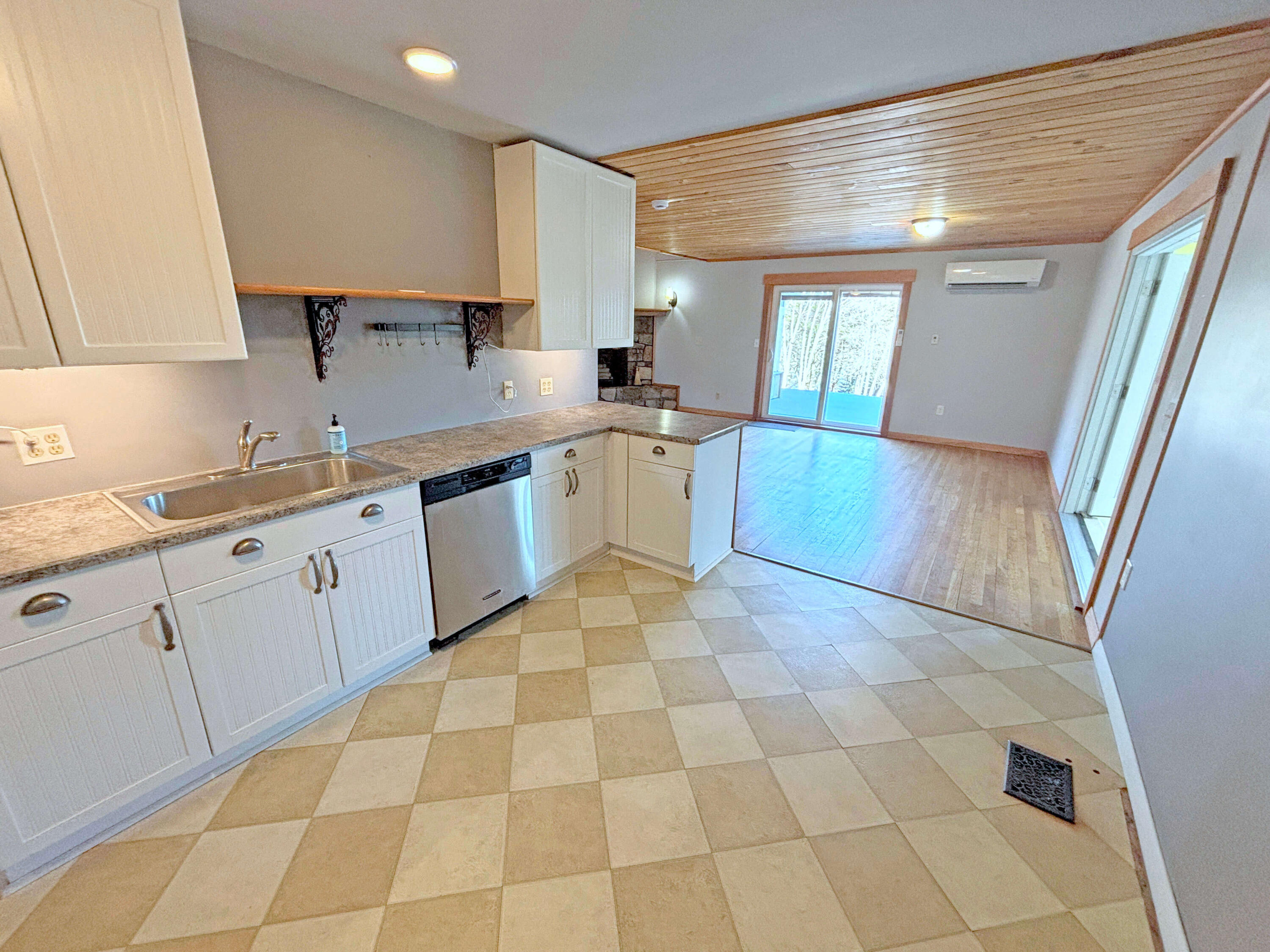 313 East Side Road Sorrento, ME 04677 - Photo 41 of 98 Kitchen (5)