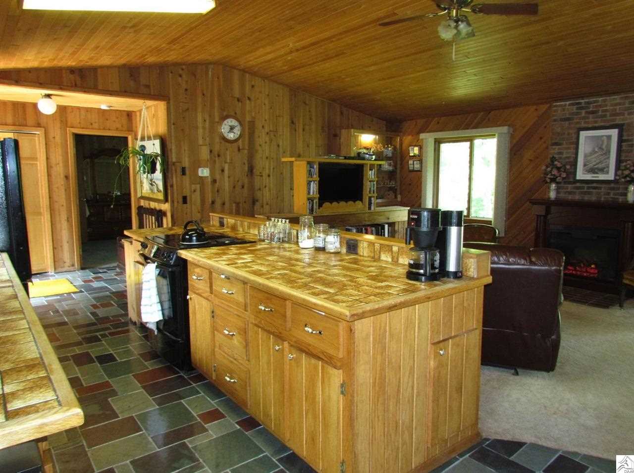5924 Bergquist Road Duluth, MN 55804 - Photo 8 of 17