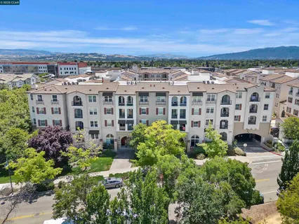 $824,900 | 3240 Maguire Way, Unit 401, Dublin, CA 94568
