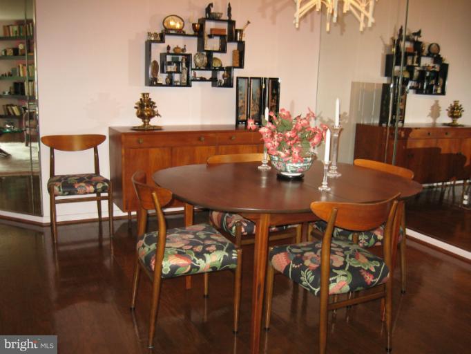 3021 Fallstaff Road, Unit 505B Baltimore, MD 21209 - Photo 5 of 10 Dining Room