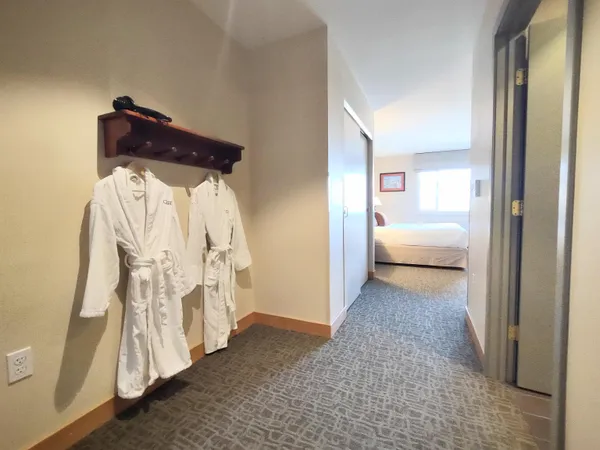 $64,000 | 228 East Mountain Road, Unit A HCP GRAND HOTEL 161 I (TALABAC ET AL), Killington, VT 05751