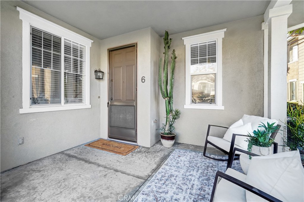6 Chadron Circle Ladera Ranch, CA 92694 - Photo 2 of 45 a bedroom with a bed and a window