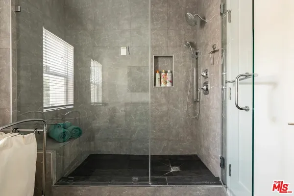 $6,200 | 1207 Reynolds Drive, Glendale, CA 91205